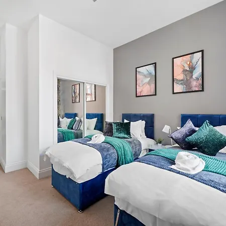 Stunning Abode - Sleeps 10 - Parking * Bristol