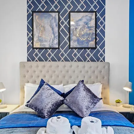 Stunning Abode - Sleeps 10 - Parking Διαμέρισμα Μπρίστολ
