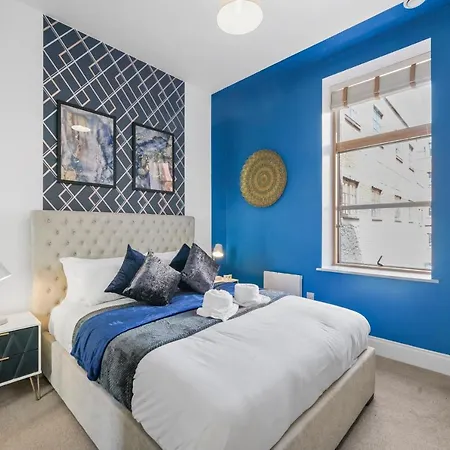 Διαμέρισμα Stunning Abode - Sleeps 10 - Parking *